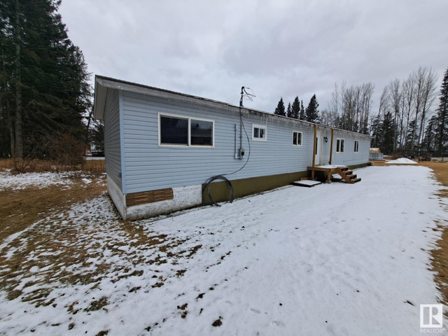 4708 55 ST Fawcett, Alberta in Houses for Sale in Edmonton