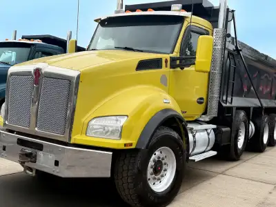 Engine Make: Paccar, Engine Model: MX-13, HP: 500, Eng Brake, 783,738km, Transmission: Eaton Fuller...