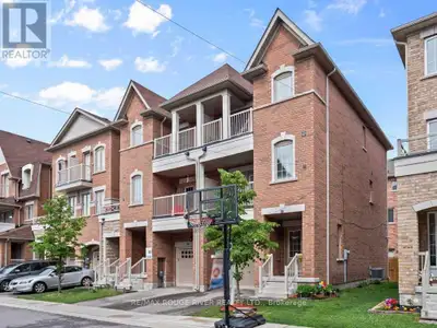 40 TOLLGATE STREET N Brampton (Heart Lake East), Ontario