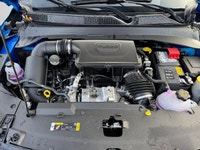 This 2025 JEEP COMPASS LATITUDE LUX 4X4 has the following options Leatherette Seats, Full Sunroof, P... (image 7)