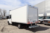 2025 GMC Savana Cargo CAMION NEUF / 9 KM / 6.6 LITRES 8 CYLINDRES / 2025 GMC SAVANA 3500 CUBE 14 PIE... (image 5)
