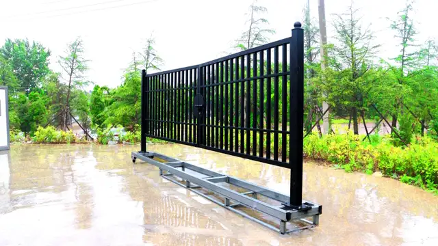 NEW 20 FT FARM METAL DRIVEWAY GATE TM18NCC in Decks & Fences in Prince Albert - Image 6