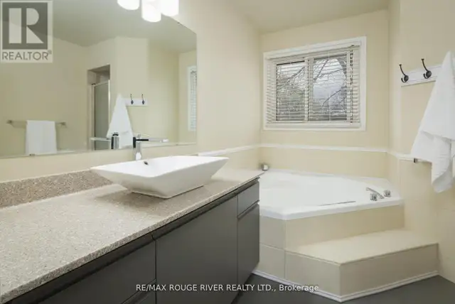 2052 LYNN HEIGHTS DRIVE Pickering (Liverpool), Ontario in Houses for Sale in Oshawa / Durham Region - Image 25