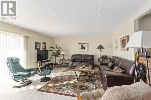 313 MacDonald AVE # 402 Sault Ste. Marie, Ontario in Condos for Sale in Sault Ste. Marie - Image 3