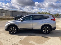 Power Passenger Seat, Power Driver's Seat, Leather Seats, Lane Departure, Hitch Receiver, Heated Sea... (image 9)