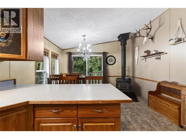 19 West Poirier Road Mara, British Columbia in Houses for Sale in Kamloops - Image 13