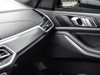 The 2022 BMW X5 xDrive40i is a premium midsize SUV that blends luxury, utility, and confident perfor... (image 9)