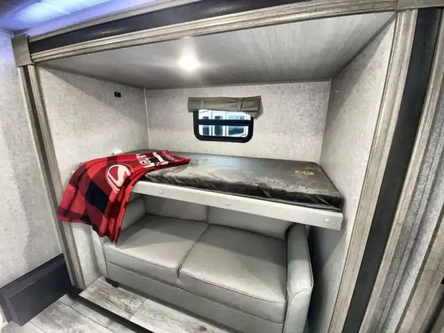 2025 EAST TO WEST Alta 3150KBH in Travel Trailers & Campers in Bedford - Image 44