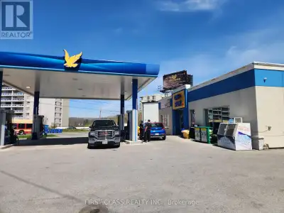 Looking for a strong, stable investment in the gas station industry? This Ultramar gas station prese...