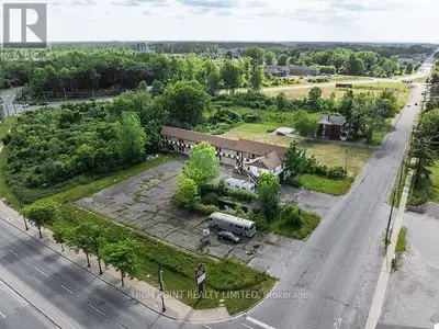POWER OF SALE! In the heart of Niagara Falls vibrant tourist district. This high profile 1.52 acre c...