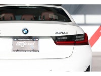 2022 BMW 3 Series 330e xDrive 2.0L 4-Cylinder AWD 8-Speed Automatic EXTERIOR - ALPINE WHITE INTERIOR... (image 7)