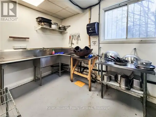 9 MILL STREET Kincardine, Ontario in Commercial & Office Space for Rent in Owen Sound - Image 25