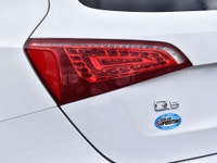 This 2012 Audi Q5 Quattro Premium Plus is a refined luxury crossover that's smoother than a European... (image 8)