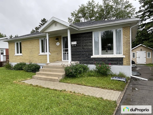 $460,000 - Bungalow for sale in Chicoutimi (Chicoutimi) — photo 2
