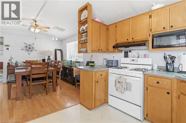 428 PINE Pass Wellington, Ontario in Houses for Sale in Oakville / Halton Region - Image 35