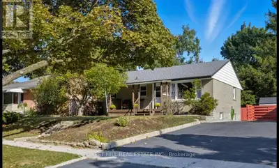 Basement Apartment with 2 bedrooms 1 Bathroom, Living room and kitchen. Separate Entrance from backy...