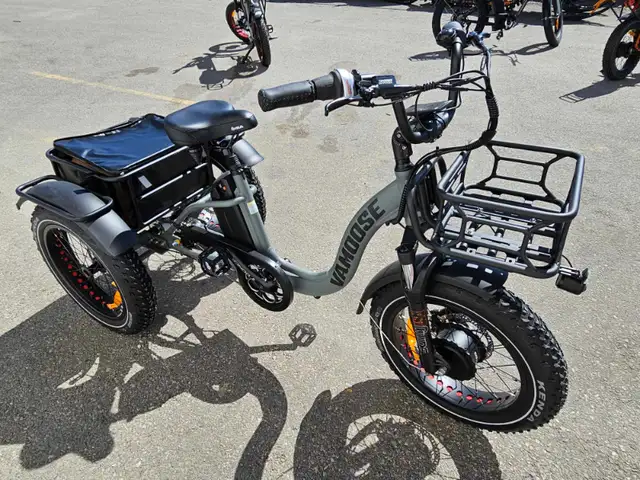 VAMOOSE TRI CYCLE STEP THRU FINANCING AVAILABLE64617625491457124