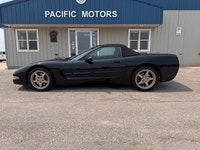... Engine: 5.7L V8 OHV 16V L/100Km City: 13.9 L/100Km Hwy: 9.1 Safety Equipment Traction control 4-... (image 9)