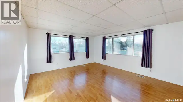 211 Railway AVENUE Wawota, Saskatchewan in Houses for Sale in Regina - Image 15