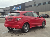 Come see this certified 2022 Honda HR-V Touring AWD | Leather | Sunroof | Nav | Adaptive Cruise | He... (image 5)