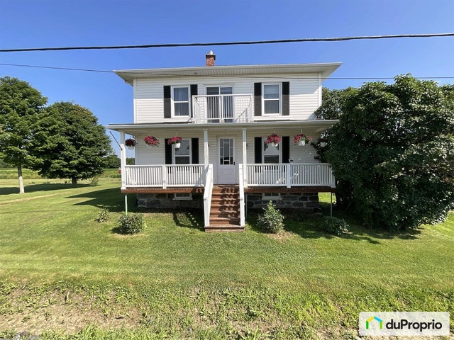 $750,000 - 2 Storey for sale in St-Antoine-De-Tilly — photo 1