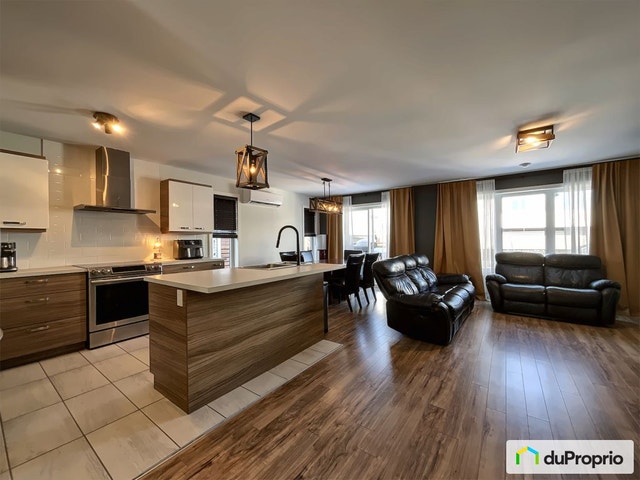 $774,500 - Bungalow for sale in Ste-Marthe-Sur-Le-Lac — photo 3
