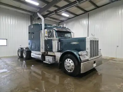 Rebuilt CAT 3406E engine & transmission, 2700 hrs on the engine, 5k km's on the transmission, clutch...