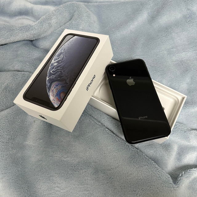 SOLDE - iPhone XR 11 12 13 en stock dans Téléphones cellulaires  à Laval/Rive Nord - Image 3