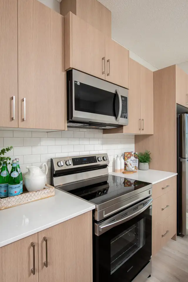 The Common at Chappelle - 3 Bedroom Townhome House for Rent in Long Term Rentals in Edmonton - Image 17