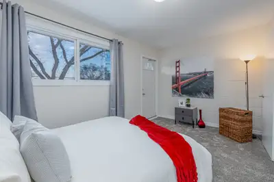 3H for Rent -
