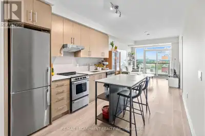 Welcome to your urban oasis! This bright and spacious 1 bedroom + den condo offers an open-concept l...