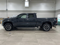 Turbocharged,Tow Hitch,Four Wheel Drive,Power Steering,4-Wheel Disc Brakes,Brake Assist,ABS,HD Radio... (image 4)