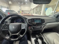 Our 2019 Honda Pilot EX-L Navi in Modern Steel Metallic is a Fresh trade! Call to find out more info... (image 7)