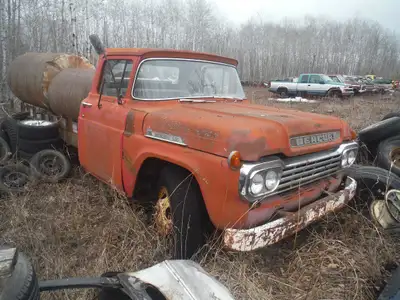 I have several old trucks for restoring or parts!!!!! 47-67 CHEV< GMC, 58 mercury shortbox fleetside...
