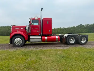 Really nice, classic Kenworth W900 with Cat 3406B Engine, Engine Brake, Eaton Fuller 13-Speed, Curre...