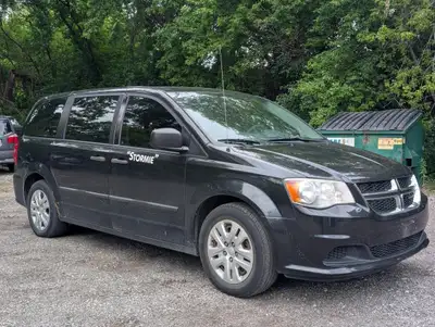UNBEATABLE BUDGET VALUE! Looking for a cheap project vehicle, a source for valuable parts, or a fixe...