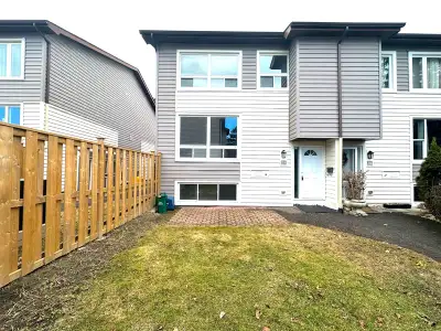 Townhome for Rent Ottawa 25 Banner Rd