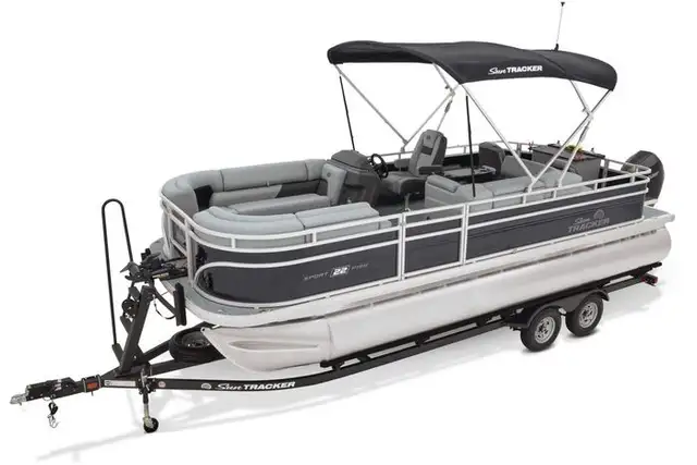 2026 Sun Tracker SportFish 22 XP3 TRITOON -pontoon boat in Powerboats & Motorboats in Prince Albert - Image 2