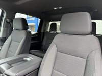 . Engine: Turbocharged Diesel I6 3.0L/183 (image 9)