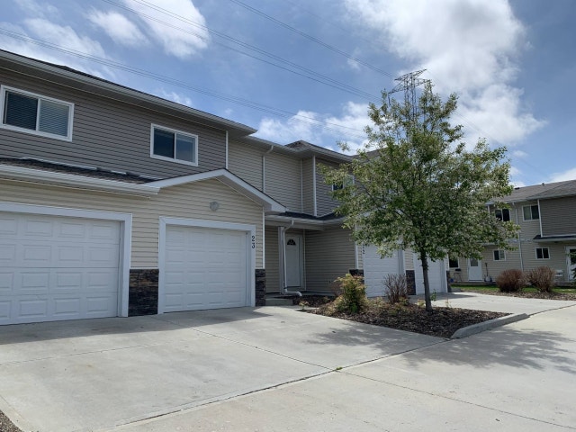 Edwards Drive - 3 Bedroom Townhome for Rent | Long Term Rentals ...