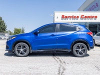 Discover sporty versatility and exceptional efficiency with the 2020 Honda HR-V Sport AWD. Finished... (image 2)