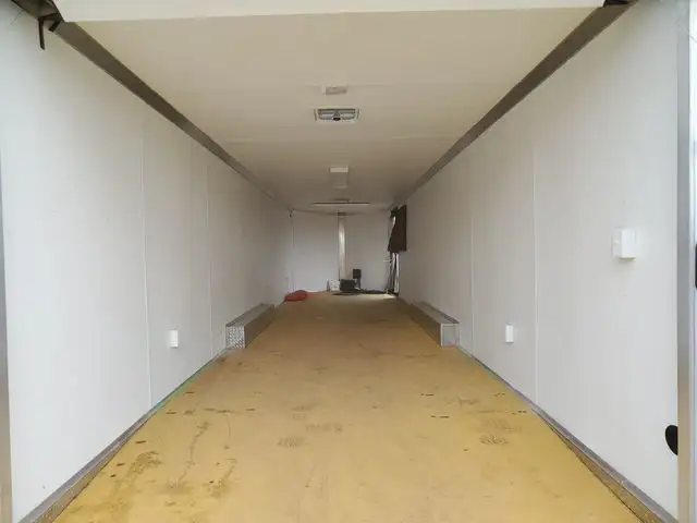 2019 FACTORY OUTLET TRAILERS 28ft Enclosed Cargo Trailer in Cargo & Utility Trailers in Edmonton - Image 12