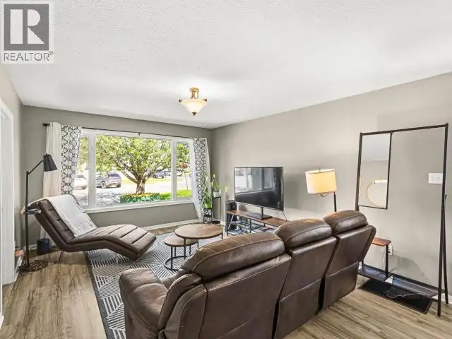 5078 5TH AVENUE Whitehorse, Yukon in Houses for Sale in Whitehorse - Image 14
