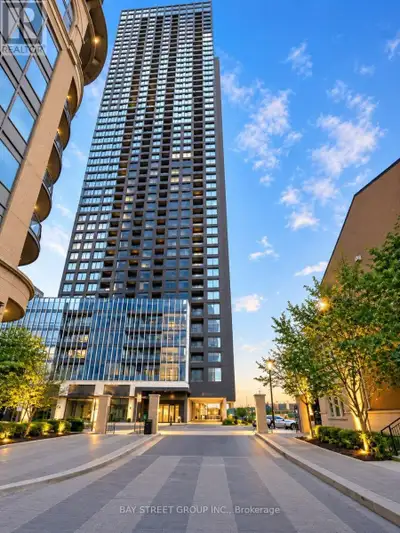 One year new 1 Bedroom condo for rent in Square one Mississauga. It offering Lake Ontario views, Ste...
