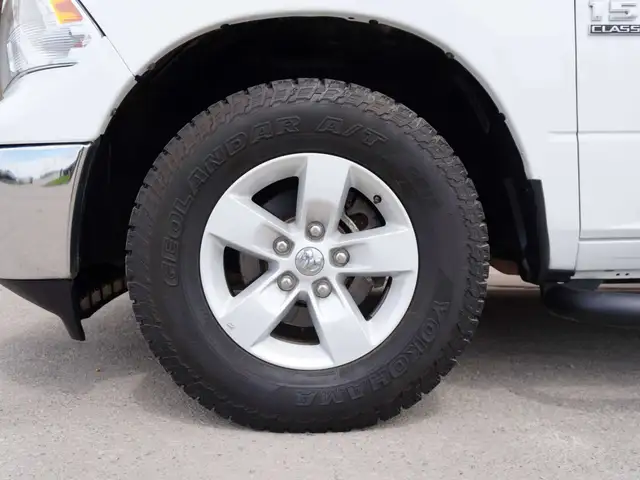 2023 Dodge RAM 1500 SLT Crew Cab - SHORT BED | 4x4 | LOW KMS!!! in Cars & Trucks in Winnipeg - Image 42
