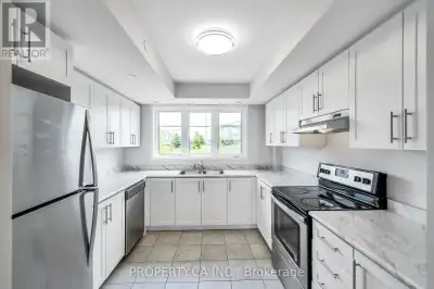 4 Bedroom Townhouse  for Rent N/ Oshawa July 1st $2900