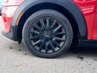 Come see this capable 2019 MINI 5 Door Cooper | Sunroof | Backup Cam | Adaptive Cruise | Heated Seat... (image 9)