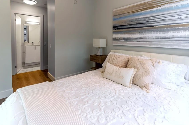 YLofts - 475 George St. N in Long Term Rentals in Peterborough - Image 6