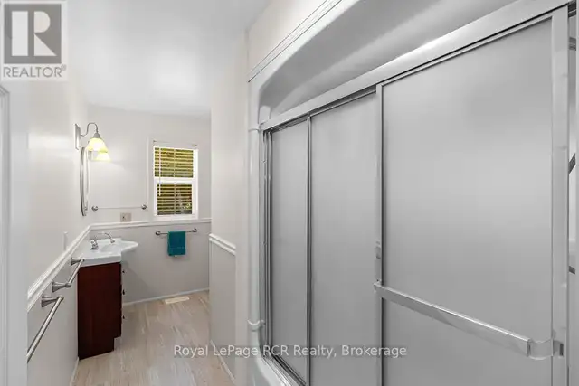 83 LAKEWOOD COUNTRY LANE Northern Bruce Peninsula, Ontario in Houses for Sale in Owen Sound - Image 29