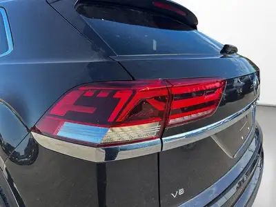 2020 Volkswagen Atlas Cross Sport Comfortline | LEATHER SEATS, View more